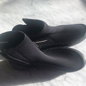 Scuba/kayak booties size 9
